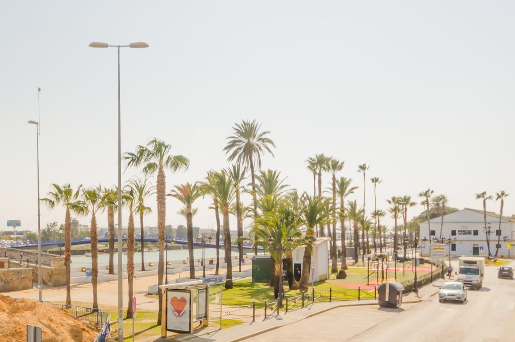 Apartamentos Ribera Del Puerto El Puerto de Santa Maria Phòng bức ảnh